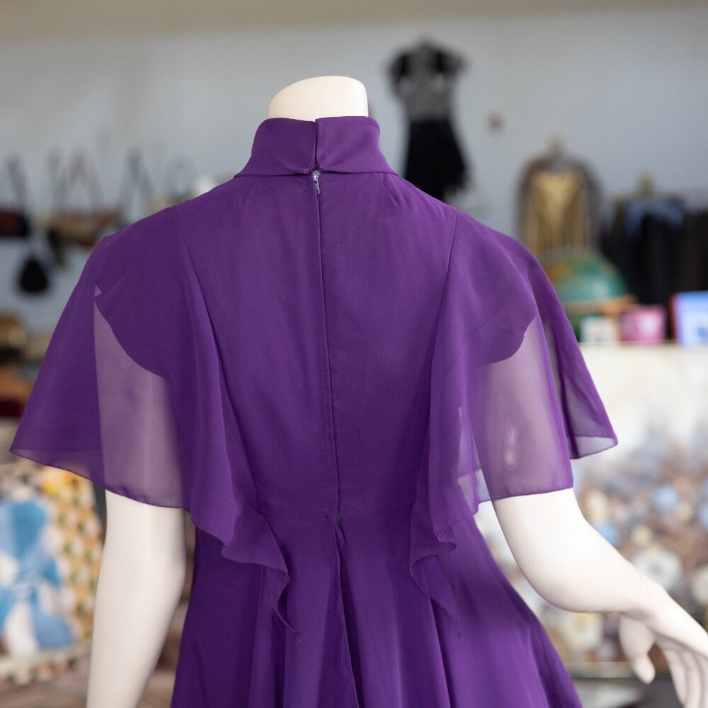 SOLD * 60s/Early 70s Berkertex Purple Chiffon Dress — Made in England - Picture 9 of 13